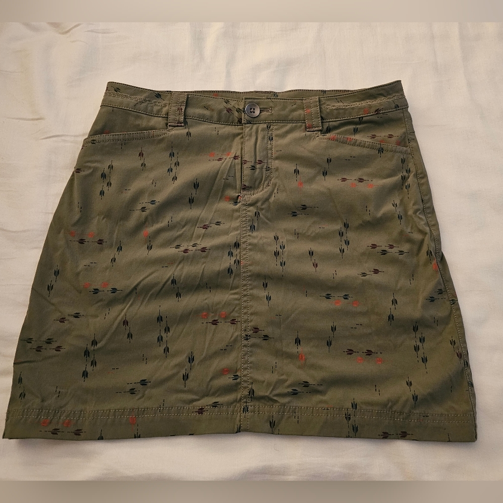 Eddie Bauer skort